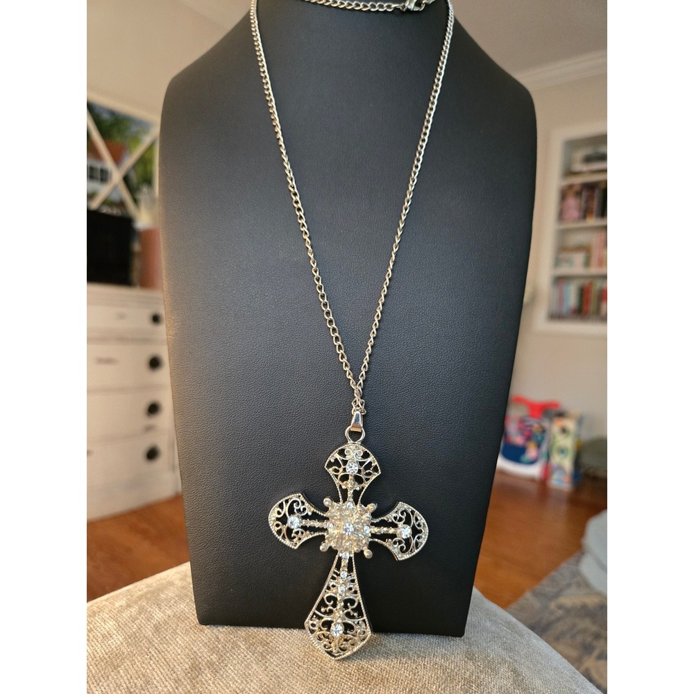 Long Silvertone Filagree Cross Necklace Vintage Religious Christian Spiritual